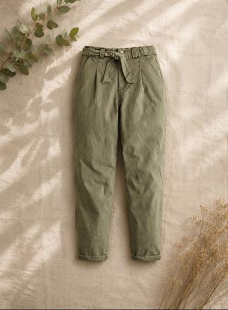 Hollister prekrasne damske nohavice, hollister,38 / 40 / l / m