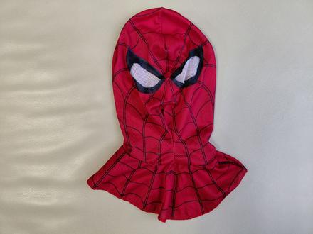 Spiderman masku ku kostymu, 