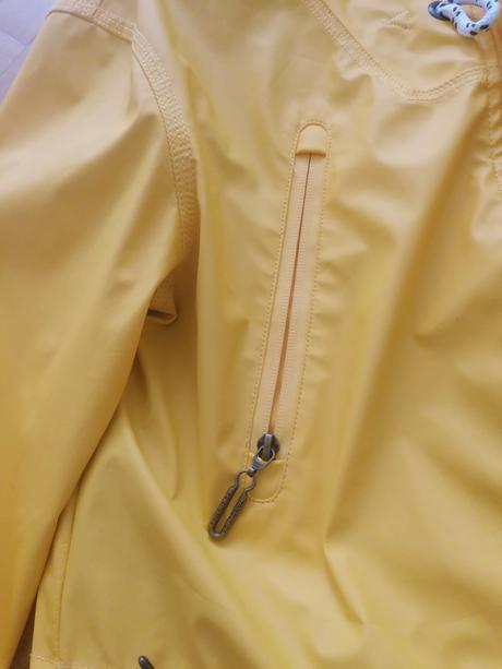 Zlta vetrovka, timeout,xl