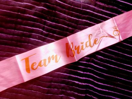 Stuzka bride to be, 