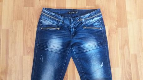 Tmavomodré rifle, 26