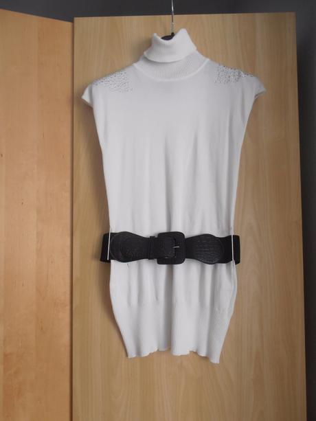 Dámsky biely rolák s opaskom č.s, s