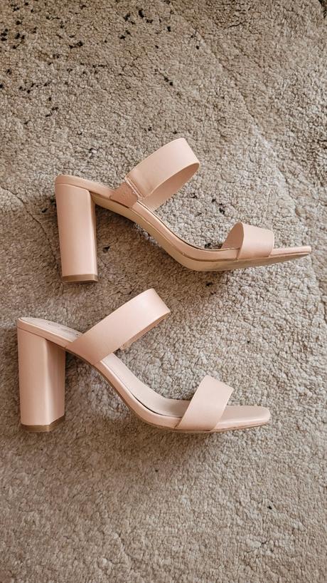 Sandalky, vd 25 cm, 39