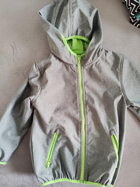 Malo nosena vetrovka, kik,116