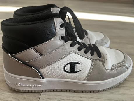 Tenisky, champion,37