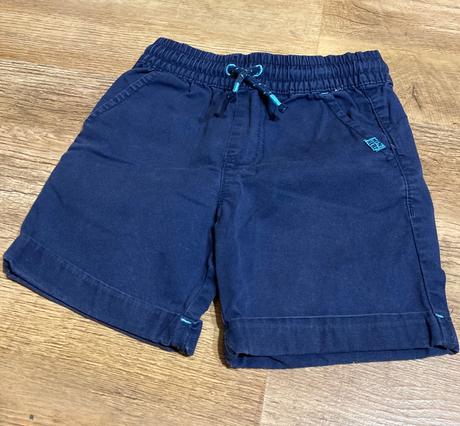 Šortky, f&f,98