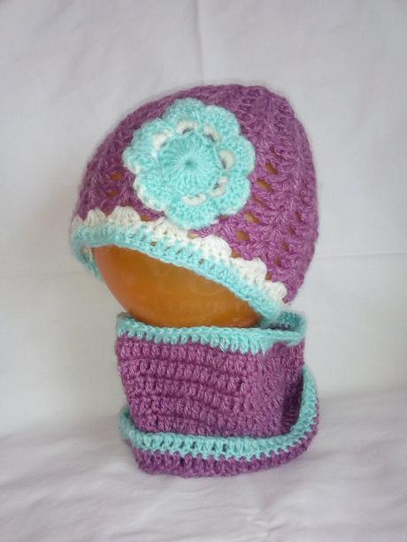 Háčkovaná čiapka s nákrčníkom, 92 / 98