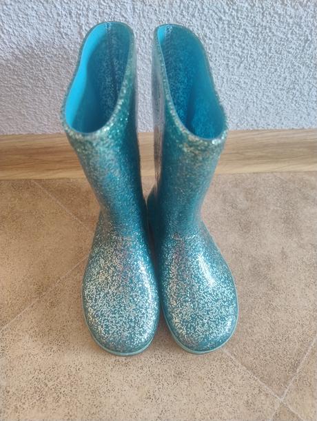 Gumáky frozen, 28