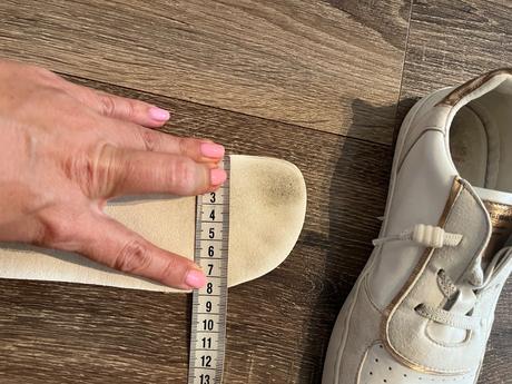 Barefoot celoročné tenisky, 32