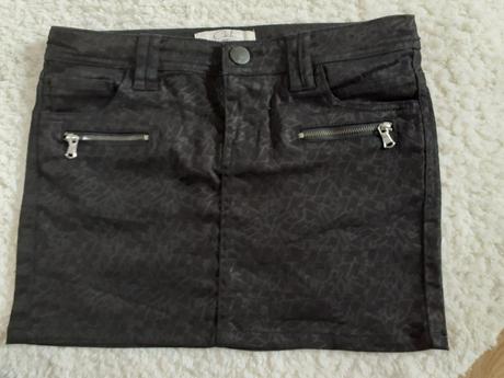 Sukna pas 78, clockhouse,36