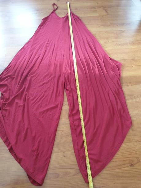 Overal rozne farby, s