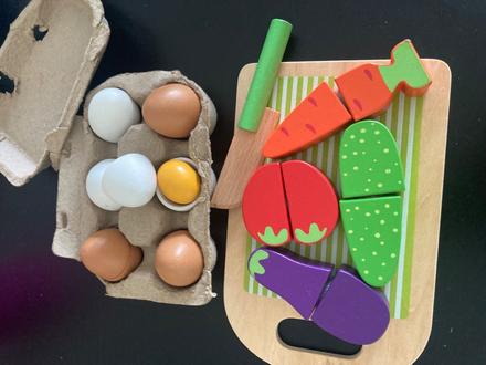 Hračka drevená zelenina + vajíčka,