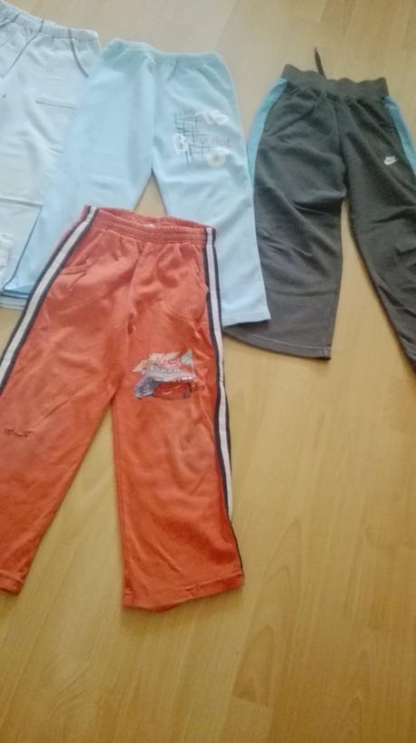 Balík teplákov vel. 122, 122–134