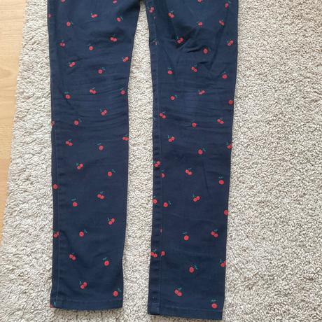 Nohavice s ceresnami, vertbaudet,146