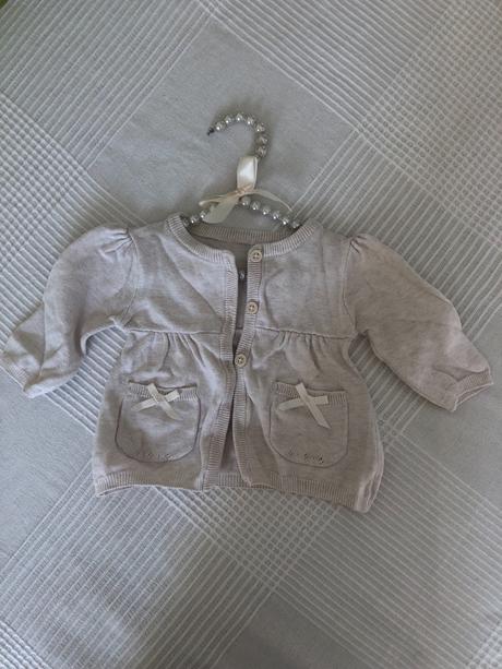 Krémový svetrík tu, tu,62