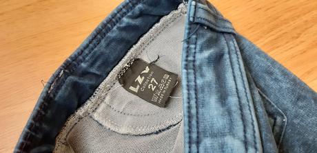 Legíny s imitáciou riflí, s