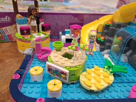 Lego friends 41374 andrea a party pri bazéne, 