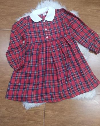 Karované šatky, 122