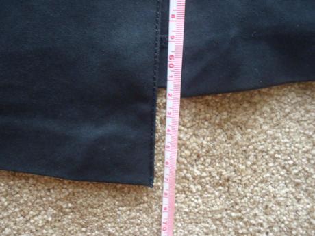 Čierna asymetrická rozparková sukňa, next,m