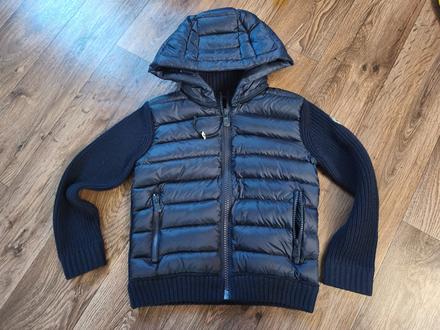 Bunda so svetrikovymi rukavmi, 128