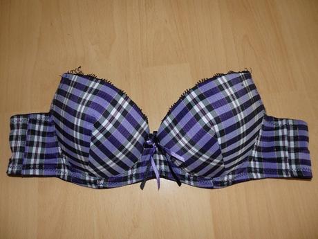 Fialova podprsenka, 80a