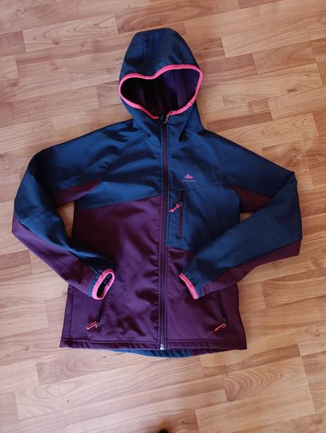 Softshellová bunda, decathlon,146