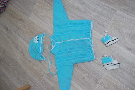 Strikovaný komplet, 62