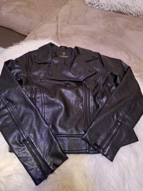 Koženková bunda, reserved,140