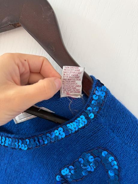 Hodvábny a vlnený sveter z 80. rokov, m