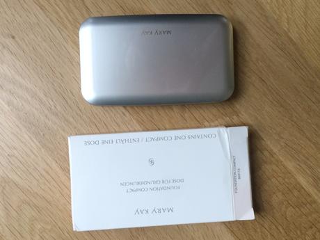 Mary kay elegantná kazeta na púder, 