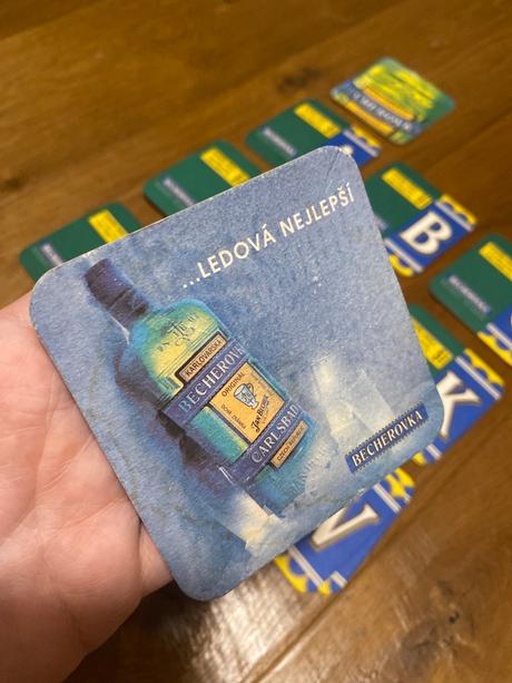 Becherovka podpivníky - tácky pod pivo, 