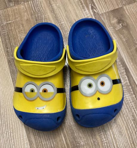 Šľapky/croksy mimóň, pepco,26