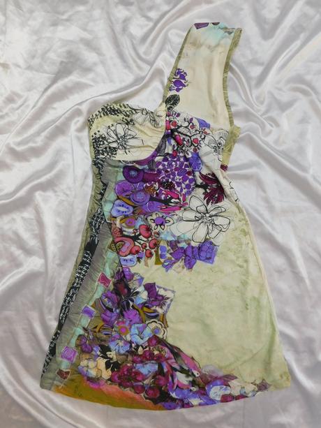 Luxusne velmi pekne šaty, 36