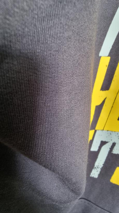 Mikina nenosena, authority,176 / m