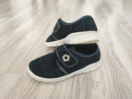 Papuče veľkosť 32, 32