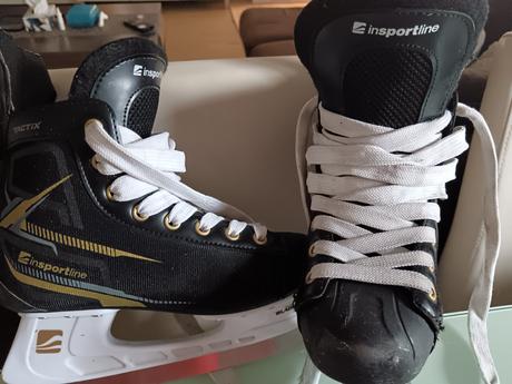 Korčule na ľad, 38