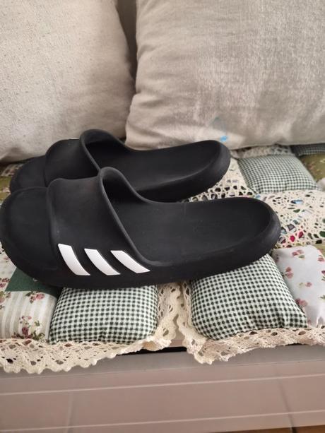 Slapky v.32, adidas,32