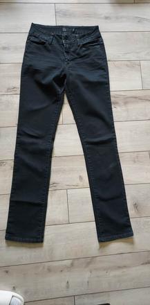 Čierne rifle velkost 36, 36