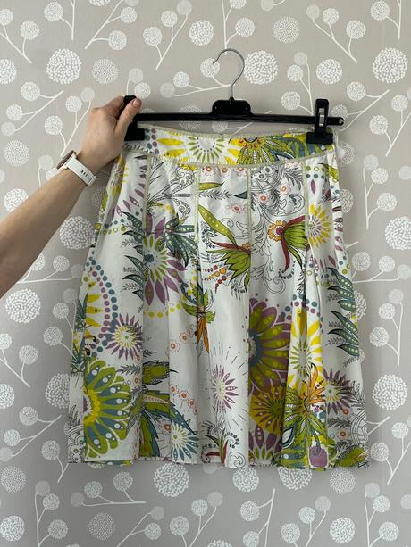 Jarna plisovana sukna s kvetmi, s