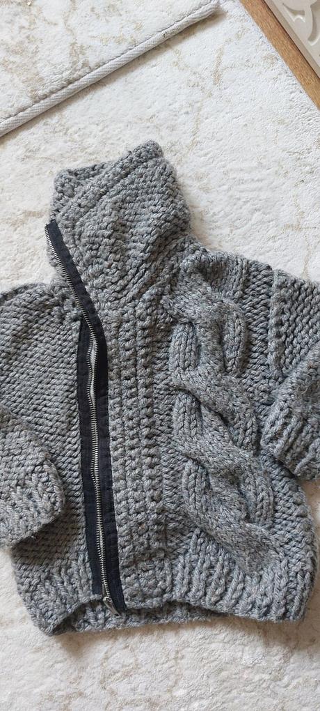 Hruby modny sveter im svybky, 98