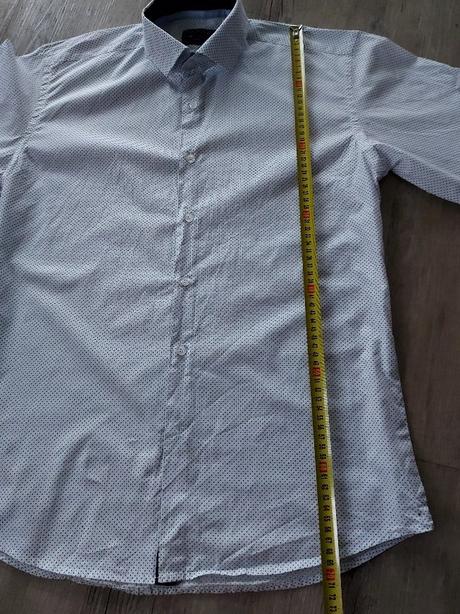 Elegantná bodkovaná slim fit košeľa, 40