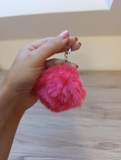 Prívesok pom - 8 farieb, 