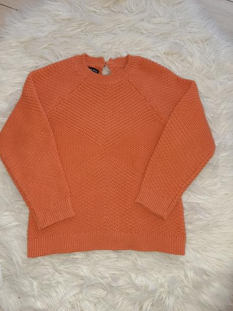 Pulóvrik reserved, reserved,104