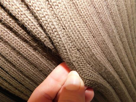 Stefanel kvalitne pletene šaty, 36