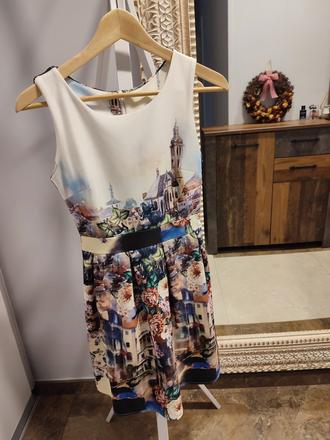 Krásne romantické šaty, s