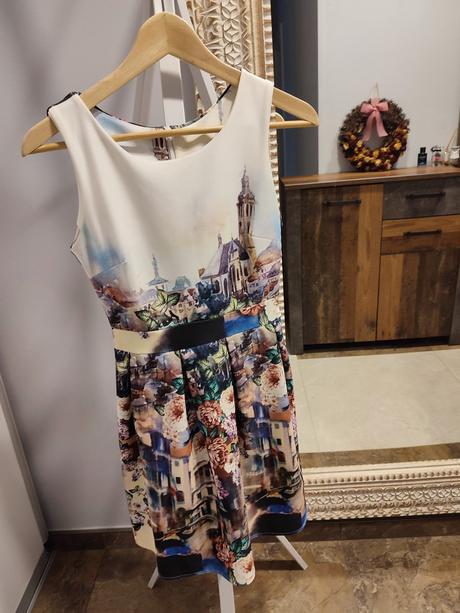 Krásne romantické šaty, s