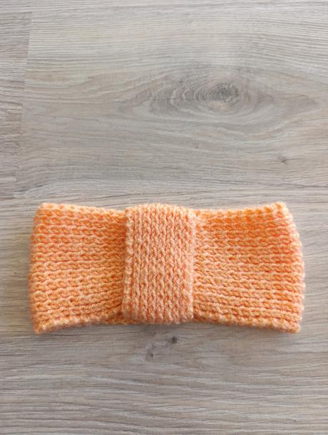 Dievčenská pletená čelenka, 