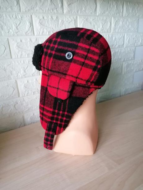 Čiapka / baranica / ušianka, house