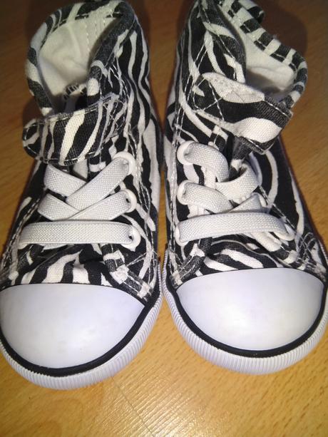 Tenisky super stav, h&m,21