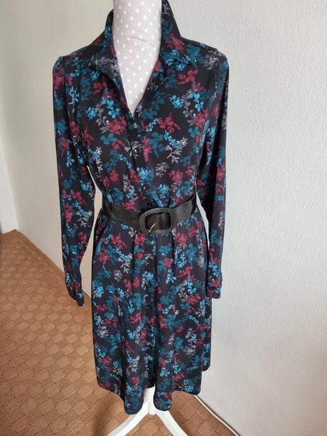 Ľahké šaty s kvietkami yessica 40, yessica,40